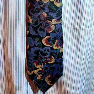 EUC BEAUTIFUL Floral Viaggio Tie